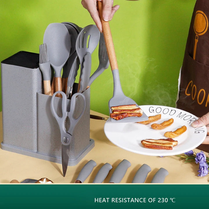 Cooking Wooden Handle Scoop Non-Stick Pan